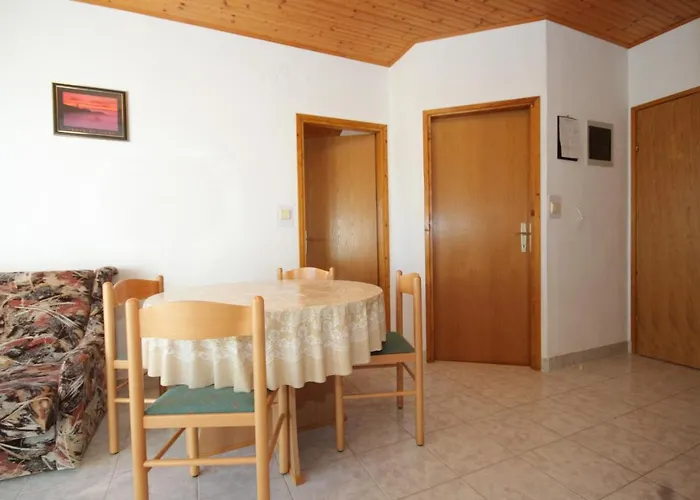 With Parking Space Preko, Ugljan - 8417