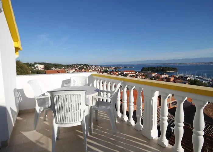 With Parking Space Preko, Ugljan - 8417