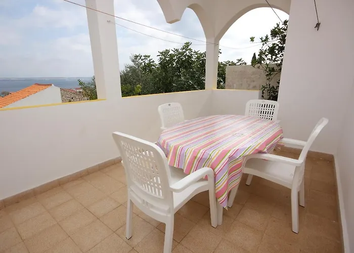 With Parking Space Preko, Ugljan - 8417 Διαμέρισμα *