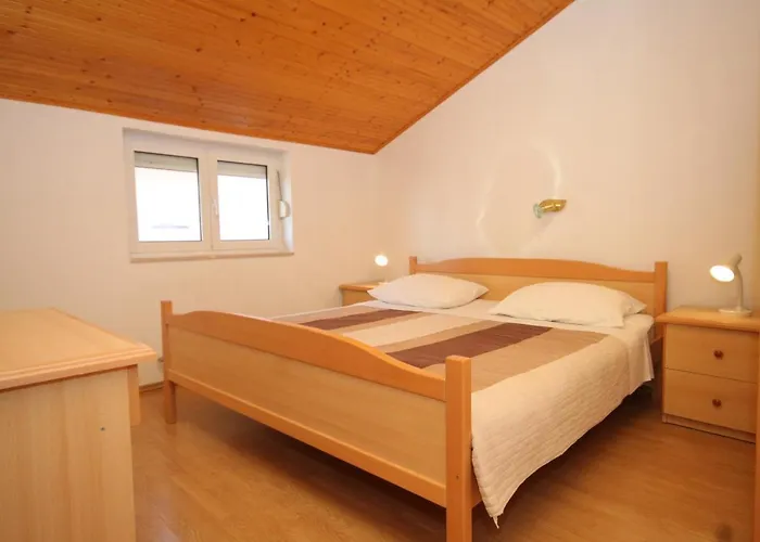 With Parking Space Preko, Ugljan - 8417 Preko